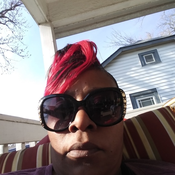 angelajones710